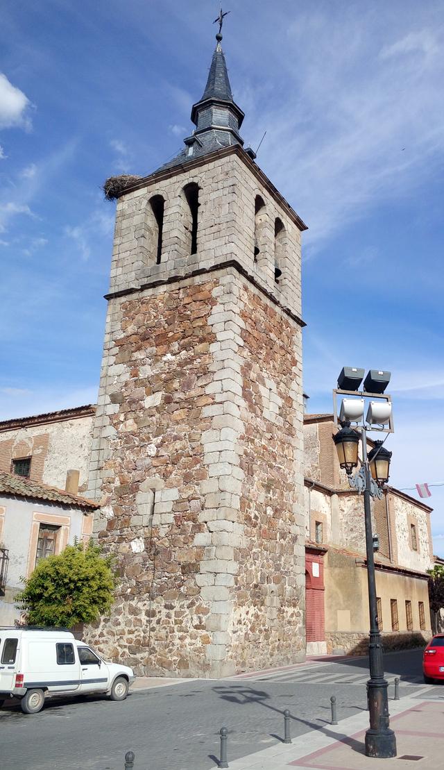 NAVALMANZANO